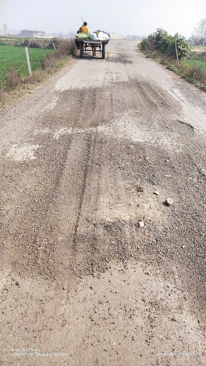 ashishbarot07's tweet photo. @anilvijminister @nitin_gadkari @cmohry  
Pardhan Mantri Gram sadak Yojna ki halat Village Barot District Kaithal Haryana https://t.co/JXXlSreTMK