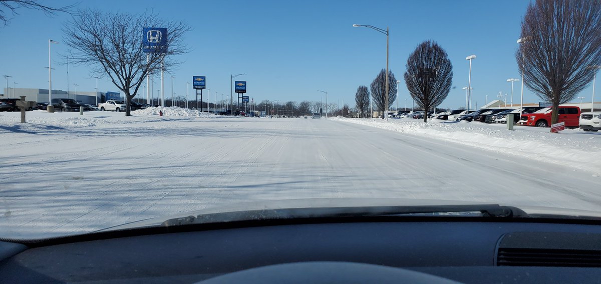 PowderHound_TM's tweet image. Starting to look a lot like Quattro season out here.