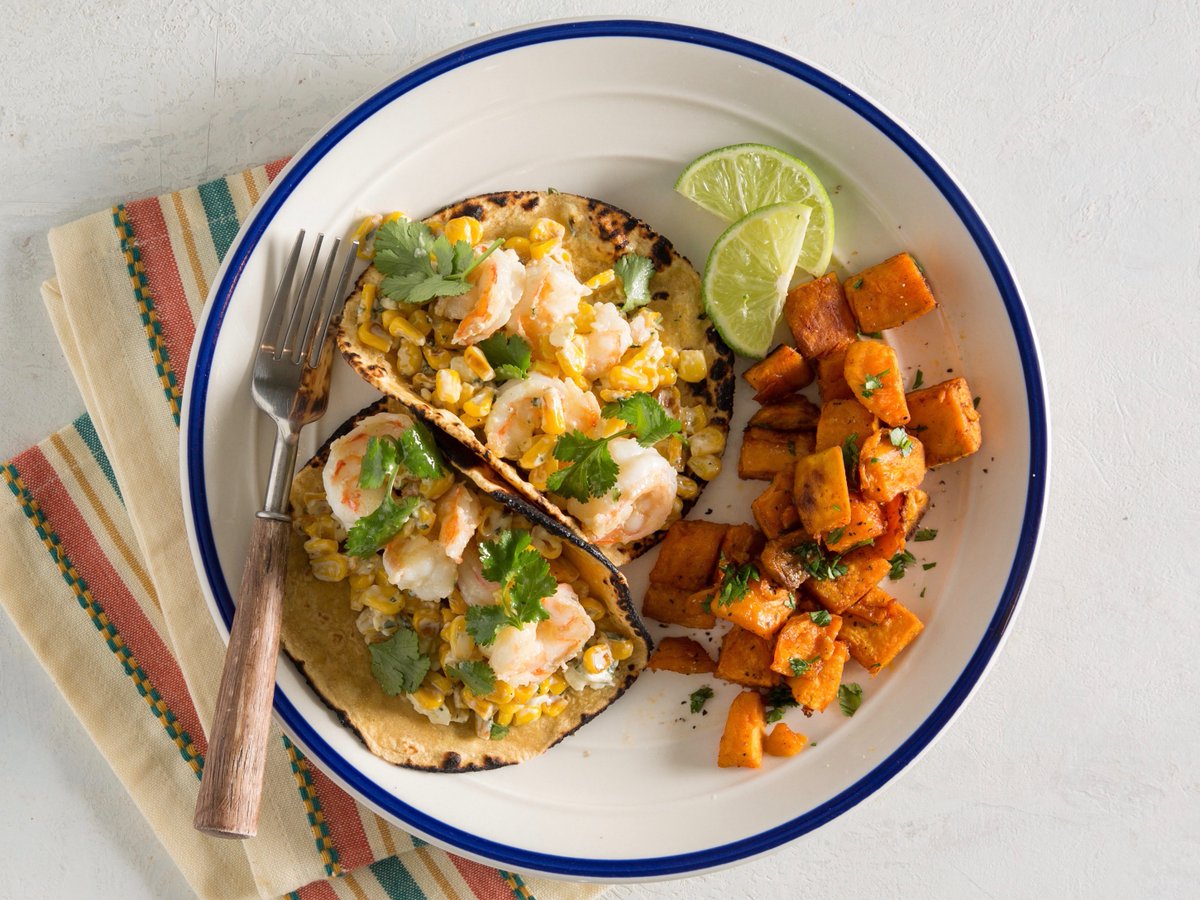 Happy #tacotuesday 🌮 need some last minute inspiration for tonight's dinner? Try these delicious Street Corn and Shrimp Tacos! Find the recipe on this week's Quick and Healthy plan. #emealseats