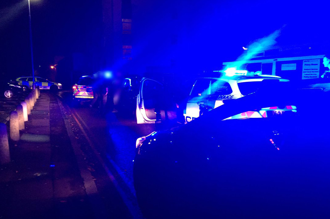 Police are currently at the scene of a serious road traffic collision on the A14 in Rougham, near Bury St Edmunds. The east bound carriageway is currently closed.

suffolk.police.uk/news/latest-ne…