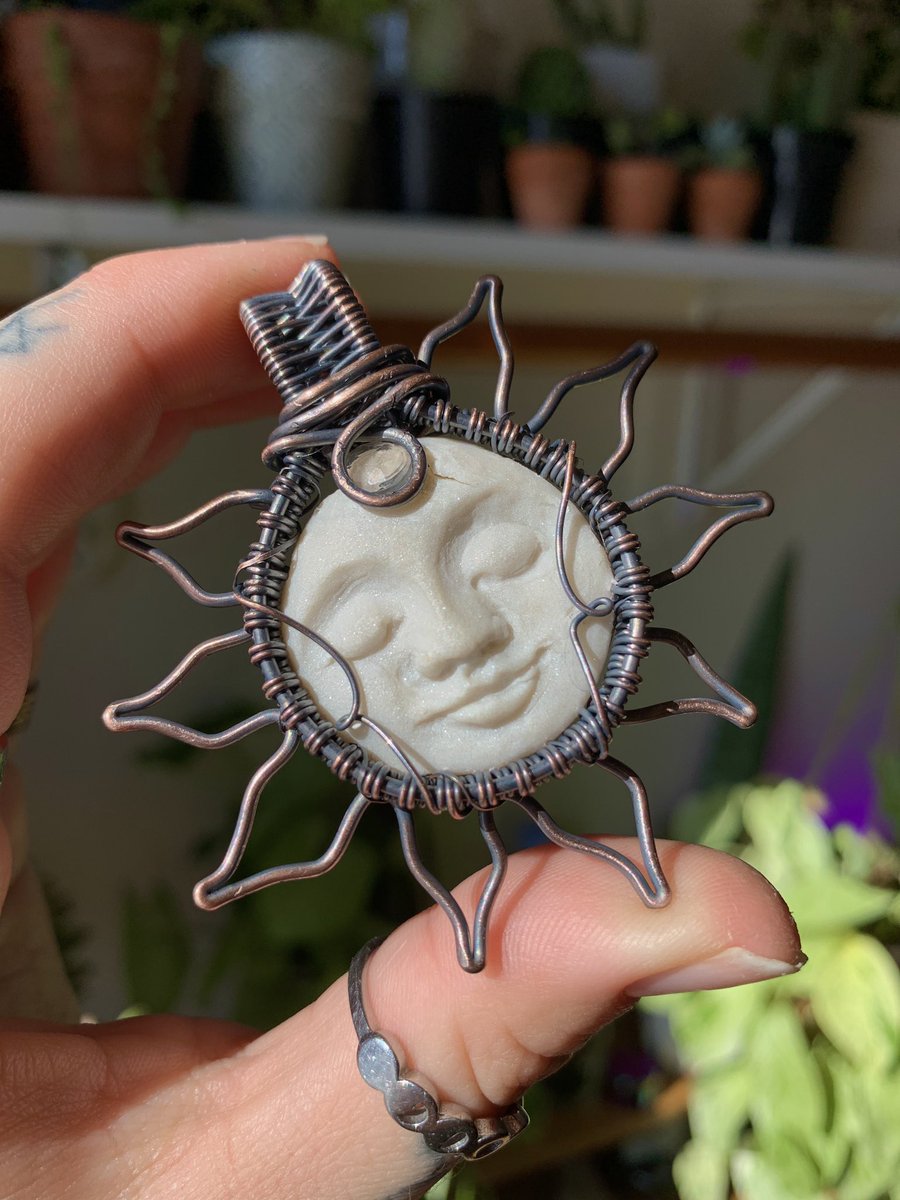 heidiswrapss's tweet photo. New sun pendant available 🌞 https://t.co/rpR3Zb6tih