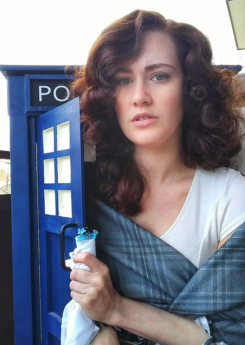 ThatKtbGurl's tweet photo. "Um, I'm looking for that plant. I think it's a forget-me-not, but I'm not sure." - Claire Randall #outlander #clairerandall #catrionabalfe #tardistuesday #latergram #whovian #clairerandallcosplay #outlandercosplay #diycolor #overtonecolor #whitedress #tardis #forgetmenot https://t.co/ranBvjvwRH