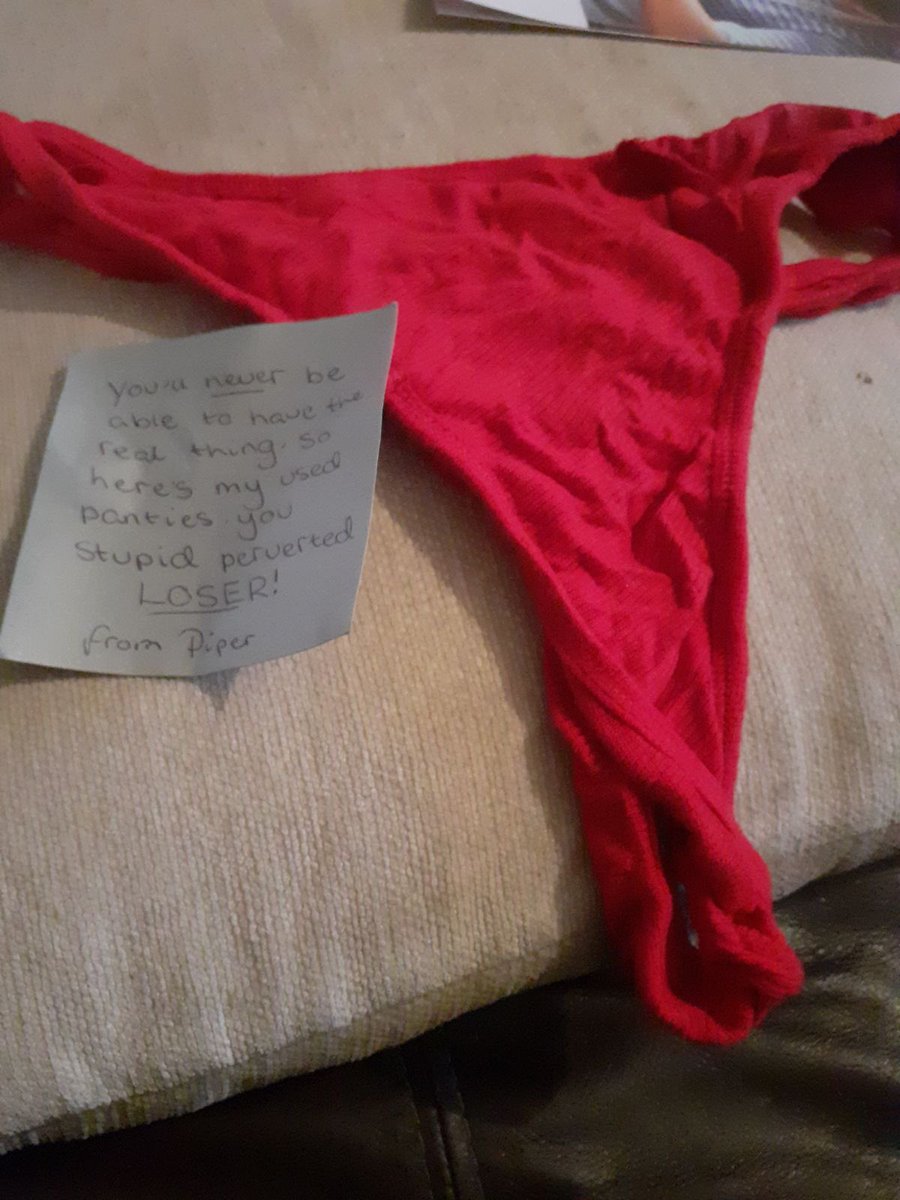 PiperSnow_'s tweet photo. Another happy simp! #usedpanties #dirtypanties #pantieseller #thongs https://t.co/LeRPiG6si3
