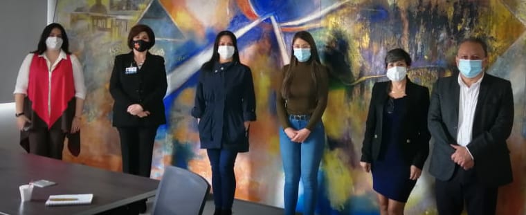 SENA Nariño (@senanarino) on Twitter photo Con el ánimo de fortalecer el empleo y emprendimiento #Pasto, la directora <a href="/sarturo/">Sara Angela Arturo</a> se reunió con Yamile Montenegro, secretaría de Desarrollo Económico; Gabriela Espindola, subsecretaría de Fomento y Luz Dary Ceballos, profesional secretaria Desarrollo Económico de la Alcaldia. Con el ánimo de fortalecer el empleo y emprendimiento #Pasto, la directora <a href="/sarturo/">Sara Angela Arturo</a> se reunió con Yamile Montenegro, secretaría de Desarrollo Económico; Gabriela Espindola, subsecretaría de Fomento y Luz Dary Ceballos, profesional secretaria Desarrollo Económico de la Alcaldia.