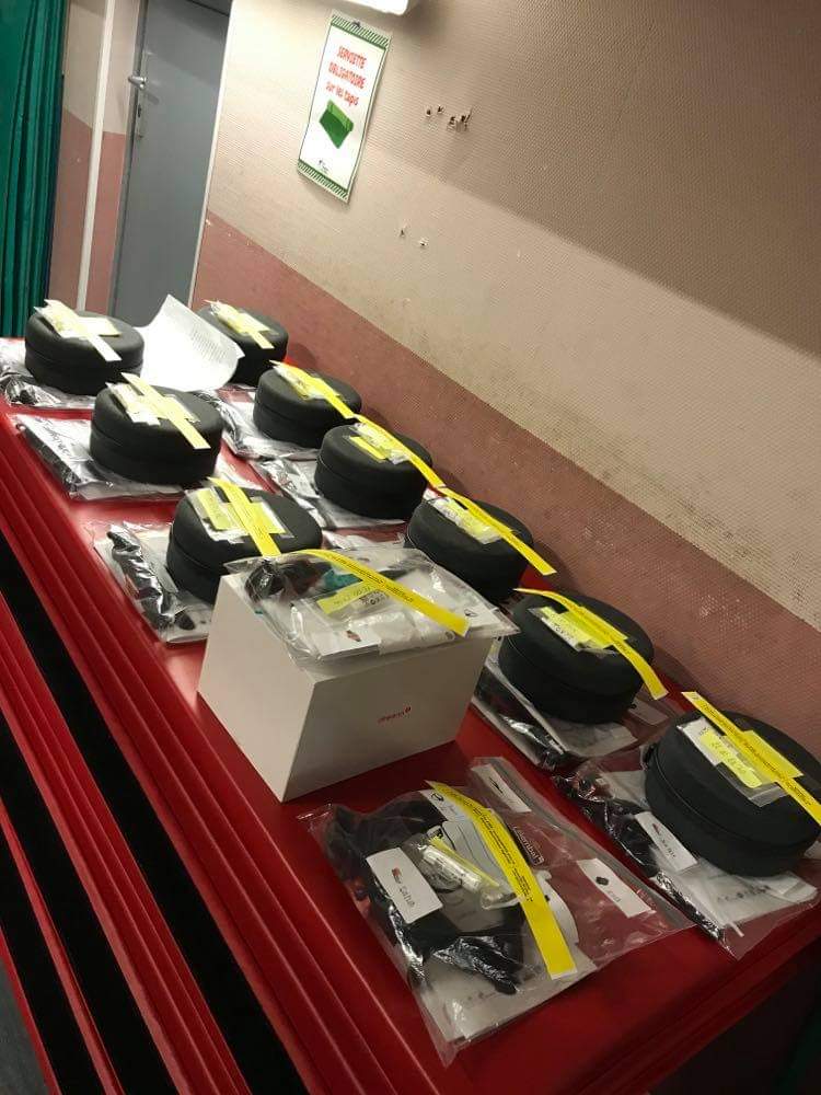 Pour faire 2 semaines d'intervention avec 12 nageurs(ses), il faut être organisé! Chaque athlète a son kit! 
Nouvelle étape aujourd'hui pour les juniors des <a href="/dauphinsdutoec/">Les Dauphins du TOEC</a> <a href="/FFNatation/">FFN</a> : mesure de la température interne grâce <a href="/BodyCap/">BodyCAP</a> ! 

#dday #sleep #performance #paris2024