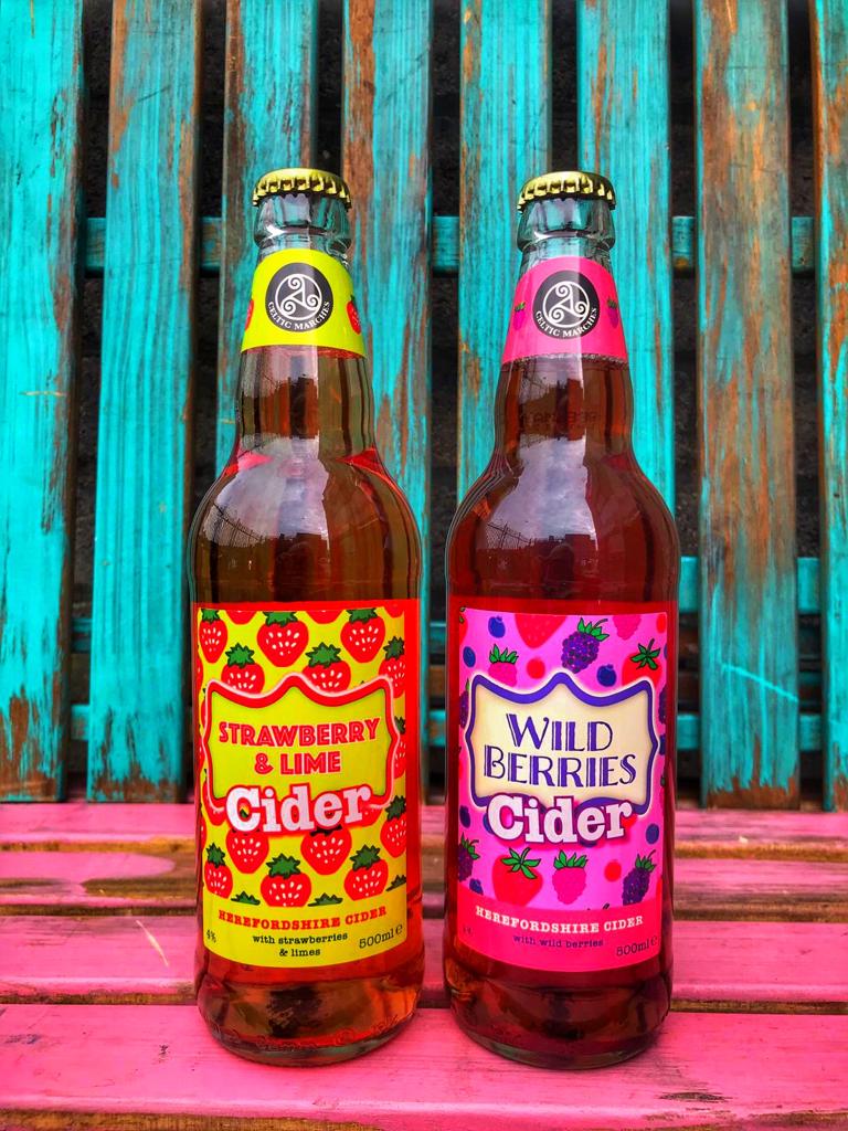 UrbanFoodFest's tweet photo. Appley going about life with a @CelticMarches in our hands!! πππ Celtic Marches produce authentic quality Herefordshire cider on their farm in Bishops Frome! β±π₯° #urbanfoodfest #cmcider https://t.co/ZJH66WMfR4
