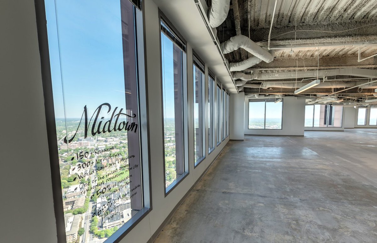 Views from the top. Make this your next work space. Learn more about availability: bankofamericaplaza.com