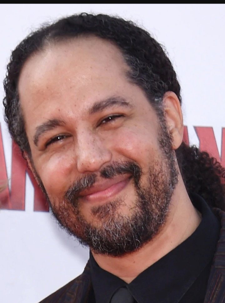I wish a happy 49th birthday to Keith Ferguson. 