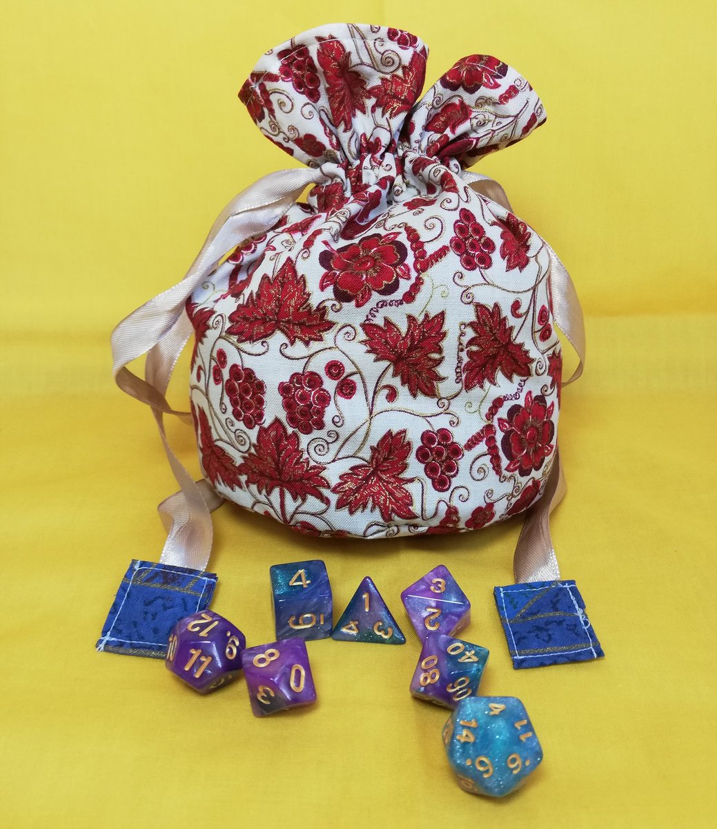 Dice Pouch of Hoarding! It can hold up to 8 or more dice sets! Pre-order yours now via DM.
#dungeonsanddragons #DnD #dicebag #HandmadeInUK #SmallBusiness pic.x.com/zQlCN7joLq