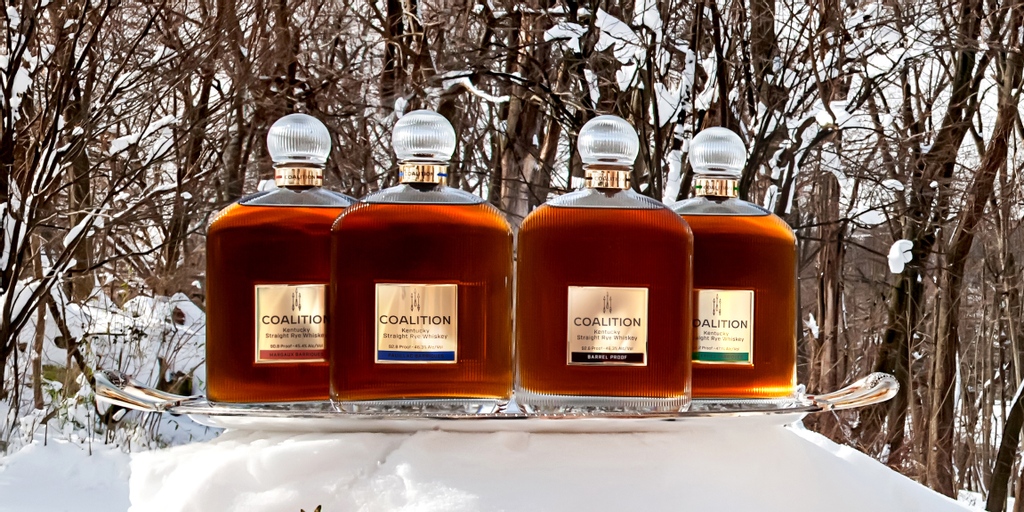 Coalition100Rye's tweet photo. One of our favorite shots of the recent snow. Coalition Rye helped to stay warm.
#americanwhiskey #ryewhiskey #whiskey #bourbon #bourbonlife #whiskeylife #kentuckywhiskey #luxurywhiskey #whiskeylover #rarewhiskey #designerbottle #artdecostyle #100percentrye #drinks #rye https://t.co/qdn6qW4HOL