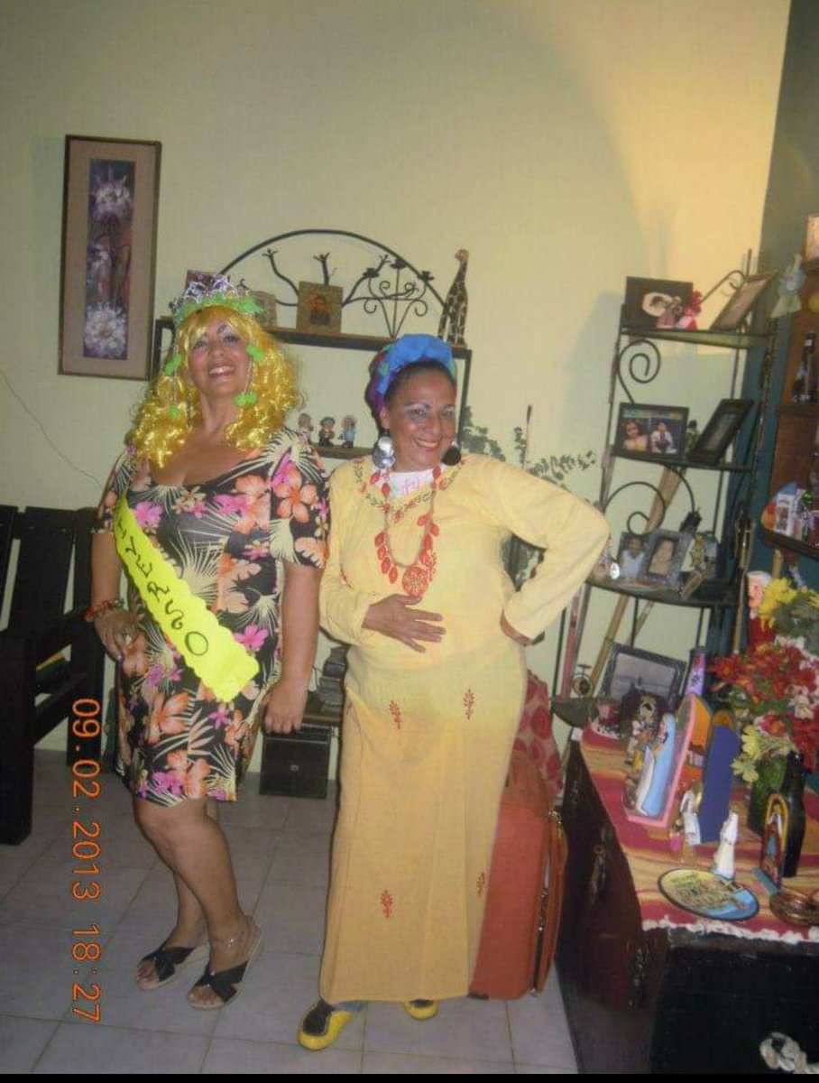 JUDITHBELANDRIA's tweet photo. Por aquí ni siquiera celebran el Carnaval! #QueFome.
Dejo una foto de una Fiesta de #Carnaval dónde se reunieron Piedad Córdoba e Irene Sáez 😅🤭😂🤣🤣🤣🤣🤣🎉🥳
#YoAmoElCarnaval https://t.co/udphDImiiA