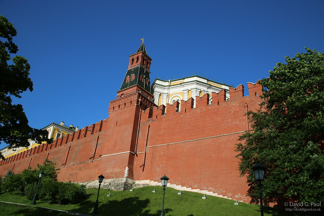 When we left we couldn't get to our camera bags we'd left at the bag drop, and this resulted in being surrounded by guards. The guide sorted everything out though!