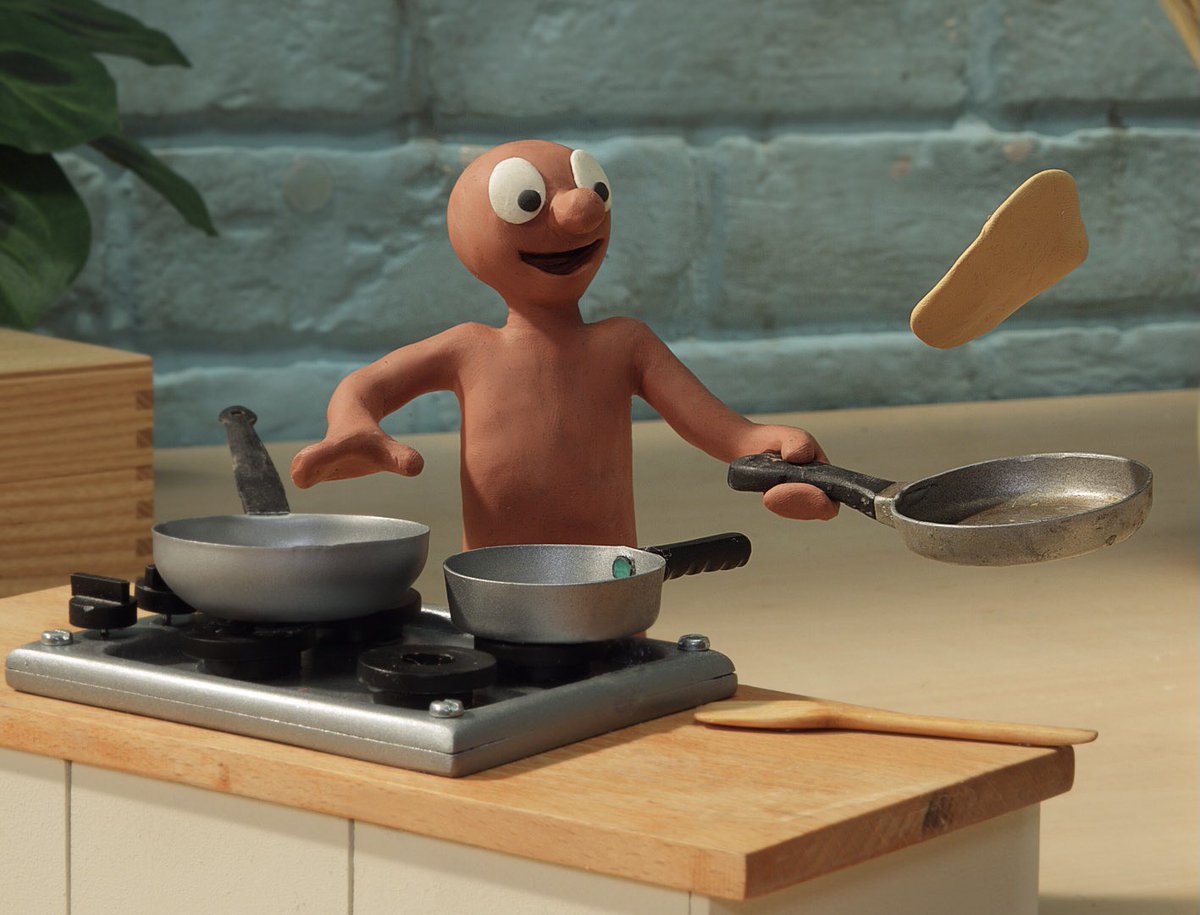 Forget Messi/Ronaldo debates!
Are pancakes underrated or overrated? 
#pancakes #PancakeDay 
#PancakeTuesday