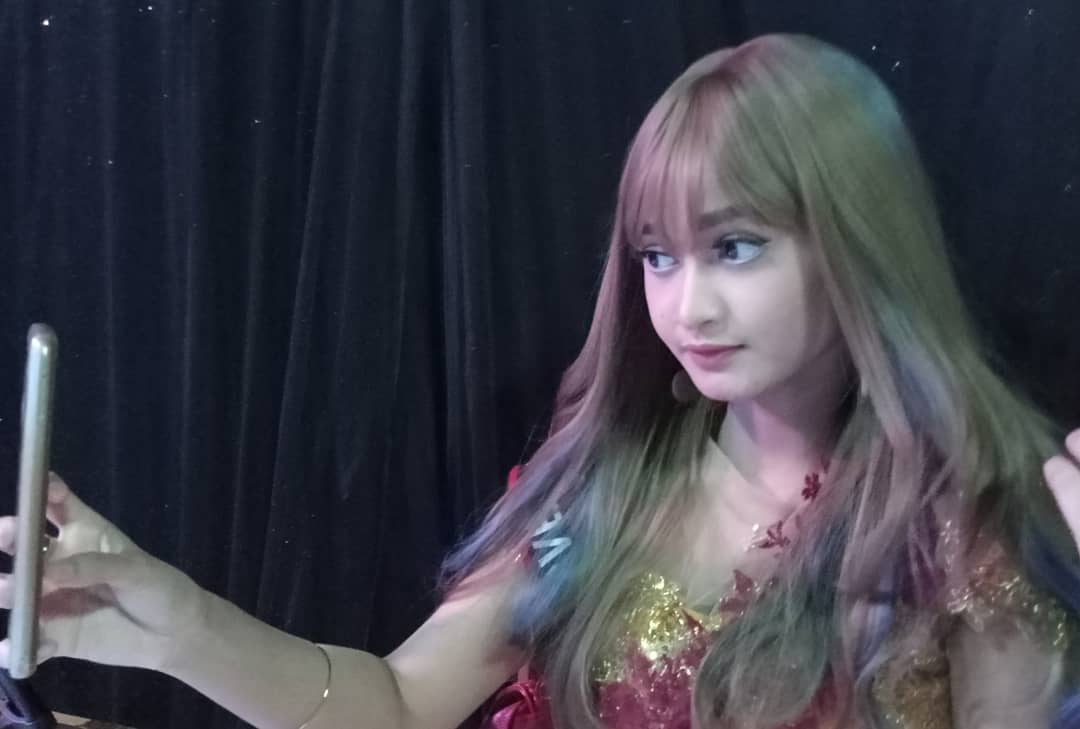 Dewi Yan singer official tweet media