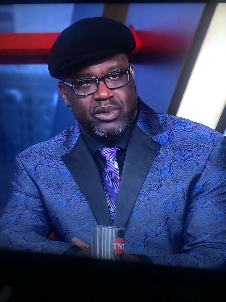 Yo <a href="/SHAQ/">SHAQ</a> looks like the Uber driver with all the charging cables, an assortment of complementary mints &amp; gum &amp; candy, Christmas LED lights, a disco ball, and a sign asking for a five star rating if you enjoyed your ride.