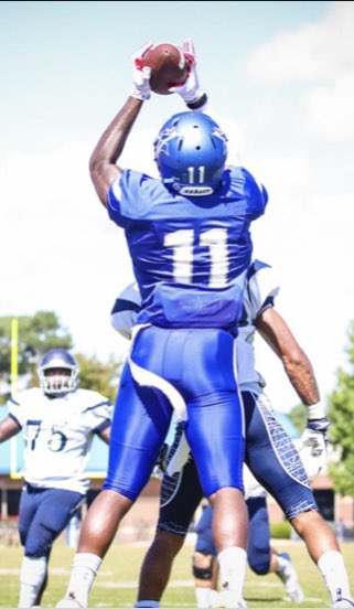 MorganClinton9's tweet photo. Blessed to receive a offer from Elizabeth City State University @ECSUVikingFBall @Mrshutdown https://t.co/UytcwxXVzt