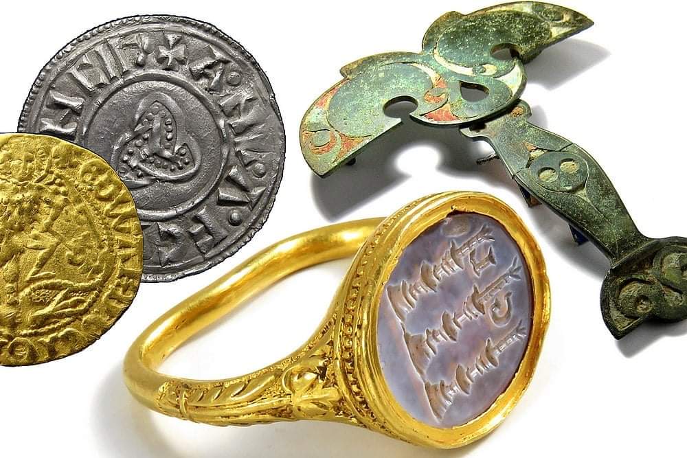 Beautiful things in the new Historica catalogue. Coins &amp; Antiquities auction 25-26 February hansonslive.hansonsauctioneers.co.uk/m/view-auction…