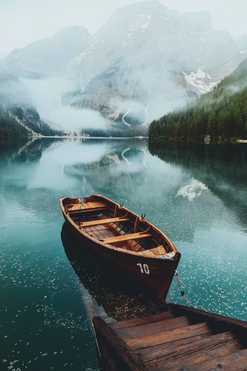 Adam_Firman_'s tweet photo. A still morning at the lake https://t.co/lH7a8WzpRk