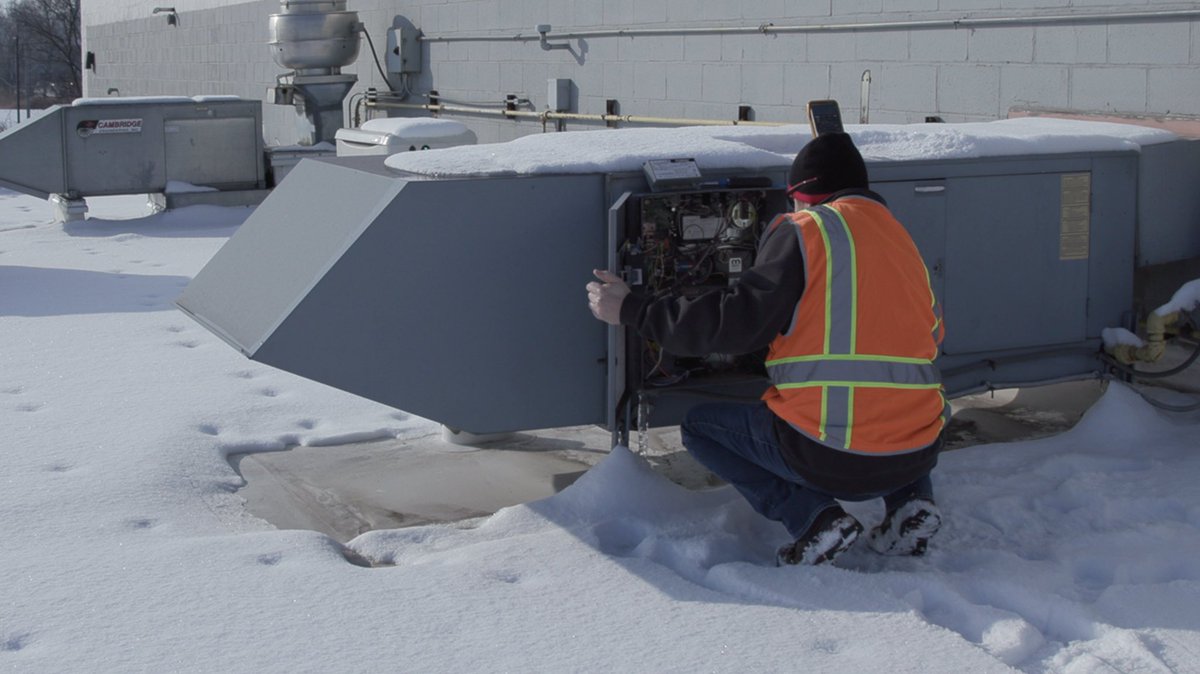 We are so grateful to our service techs who are willing to go out to troubleshoot in any weather to give heat back to a warehouse or distribution facility.

#gratefulappreciation #customerservice #hvactech #hvac #hvaclife #warehouse #highbay #facilitymanagement #manufacturing