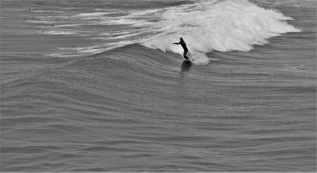 OpticsWhite's tweet photo. 🤙🤙🤙 gnar gnar #beachlife #surfing #surfingphotography #photography #streetphotography #blackandwhitephotography #NaturePhotography #waves https://t.co/iGFBoZ6iml