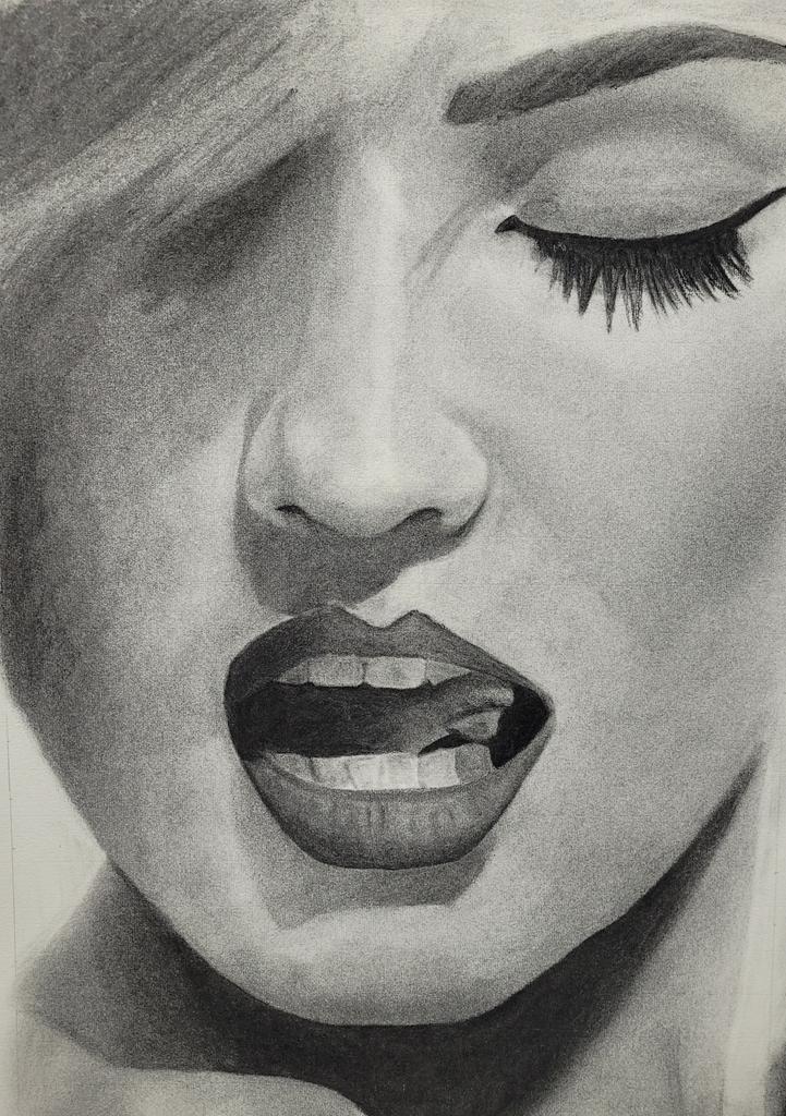 jesuschust's tweet photo. Nuevo dibujo a carboncillo en proceso
#painting https://t.co/1VW40tMqIr