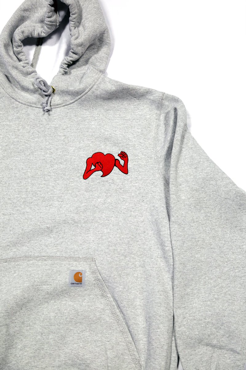 Kedredesigns's tweet photo. The Abusers Mascot @Carhartt Sweater. The Abusers is another team in the World Wide Trauma Series. The heart is in a fighting stance in order to protect itself in the Breaking of Bad Habits. https://t.co/7mUP9QZ95c Available online! https://t.co/QejlRpsTDN