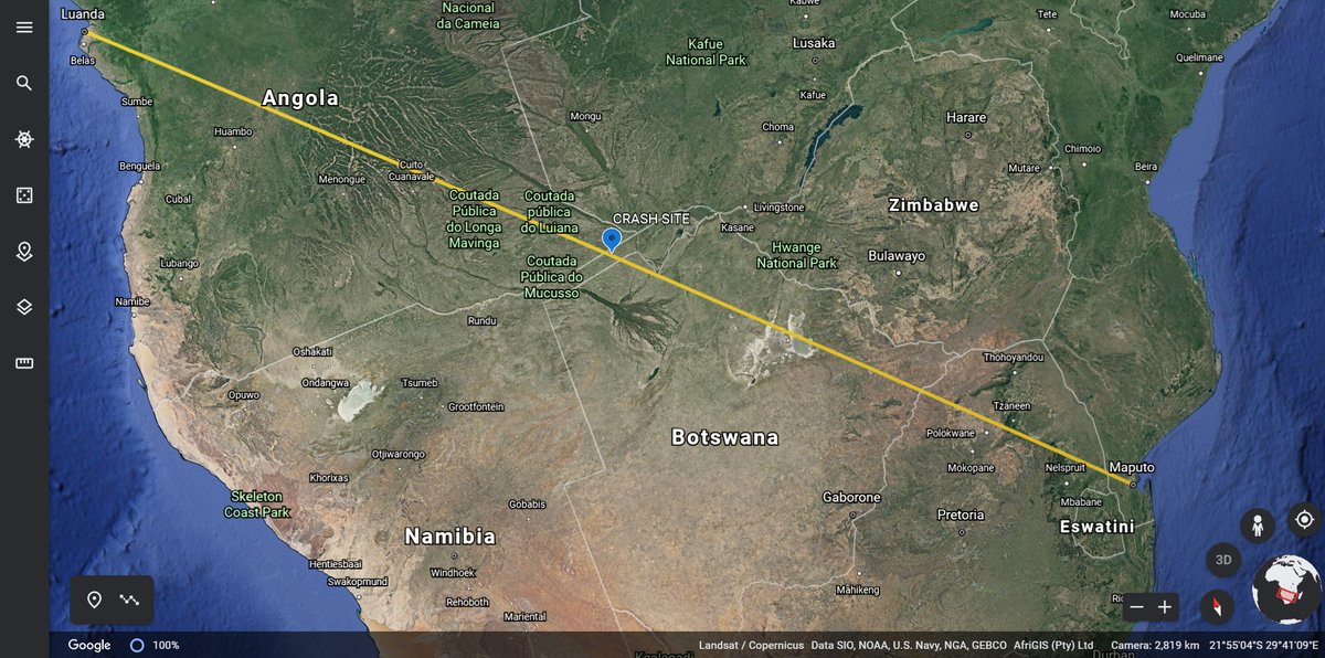 In the cabin, there are 27 passengers and 4 cabin crew, all of whom are headed to Luanda. The flight is rather empty for the route between the two cities with Portuguese heritage.