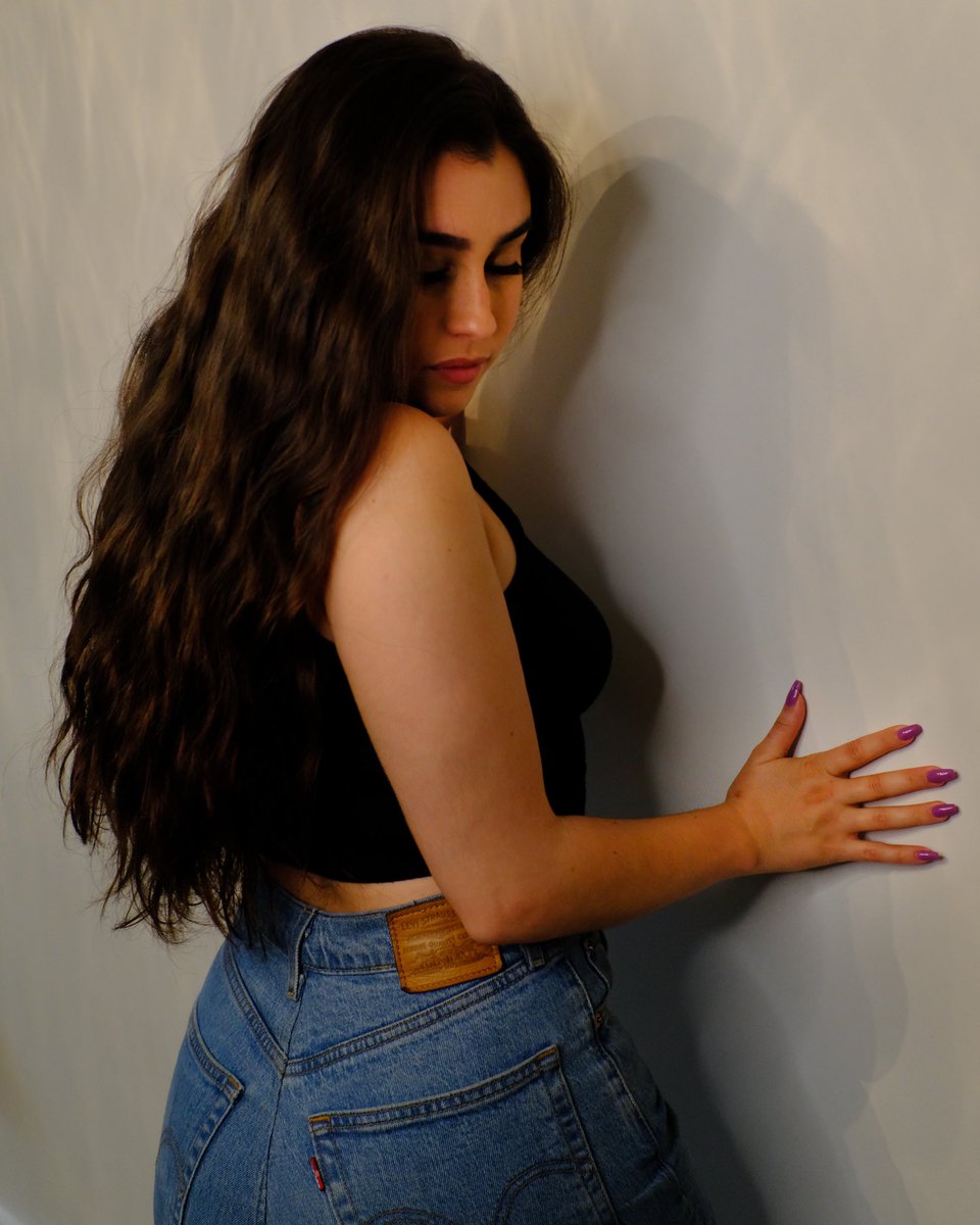 LaurenJauregui's tweet photo. Show me, don’t tell me https://t.co/vUgImyxGs1