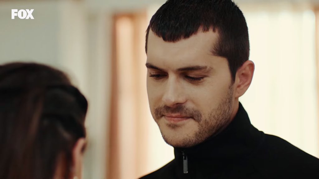 You can tell how much she loves him by her eyes Can’t hide it  #SonYaz  #AkMur