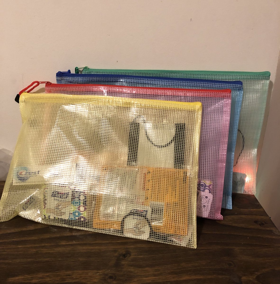 I recently started carrying care packages to give out to homeless folks on the train or bus, bc I see so many folks in need when I'm on my commute I Include tissues, toothpaste,  , handwarmers, masks, $2-$5 & hand sanitizer in this proof bag! Anything helps 