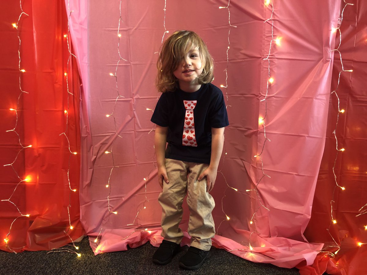 misslaurynOTES's tweet photo. Dressed to impress in Preschool today! 🥰 #OTESpride #SpartanLegacy #preschool https://t.co/HShARaP2MY