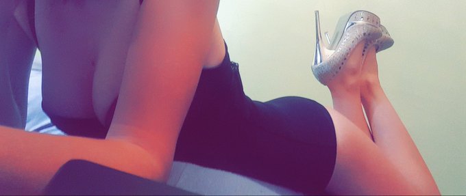 J'ai chang&eacute; ma #banniere #Twitter car l'autre &eacute;tait trop #sexe et avait &eacute;t&eacute; d&eacute;nonc&eacute;... Grrrr #jalousie<a href="/tag/banniere"class="tags">#banniere</a><a href="/tag/twitter"class="tags">#Twitter</a><a href="/tag/liberte"class="tags"><span>#liberte</span></a><a href="/tag/sexe"class="tags"><span>#sexe</span></a><a href="/tag/jalousie"class="tags"><span>#jalousie</span></a>