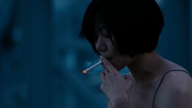 smoking_actor's tweet photo. 103. 배두나 배우님 (제보)
말랑완두콩 시절부터 다양한 담배짤을 보유하고 있어서 빠지면 섭하신 ღ https://t.co/RCojZNeaY8