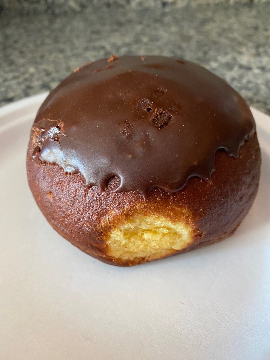 jmk_co's tweet photo. Celebrating #fattuesday the best way we know how! 🍩���

#paczki #supportlocal #eatlocal #yummy #deliciousfood #tomorrowdiet https://t.co/uAyYP40CWf