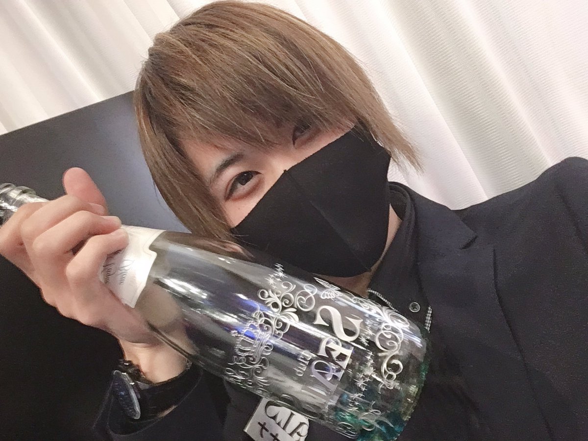 SEALS_nana7's tweet photo. 初シャン！！！！！
アクア！！！！！！
ありがとうございました！！！！！ https://t.co/D01LioQQkJ