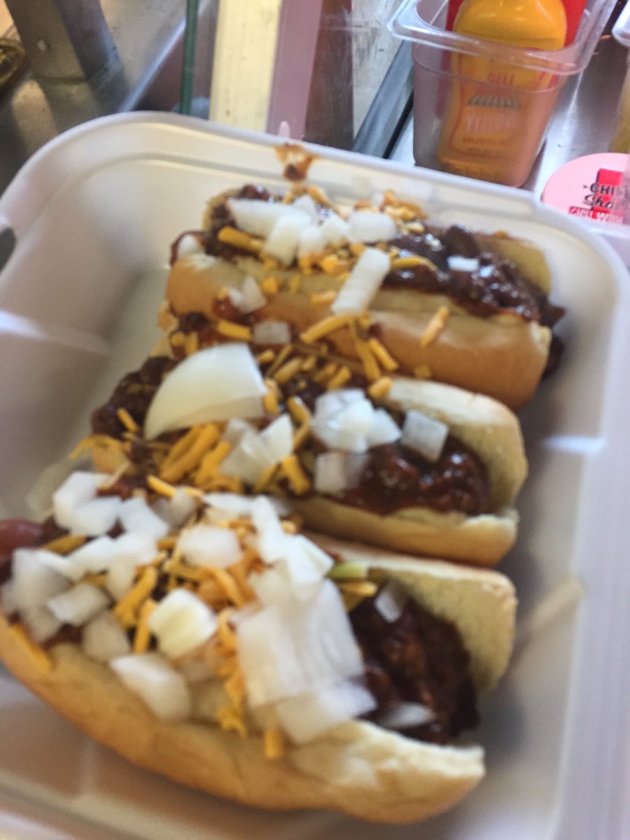 johndicapo's tweet photo. Italian Gardens Pizza will reopen Wednesday at 8 am. Come on by for pizza, chili, cookies and much more. https://t.co/vh0W9KgUke