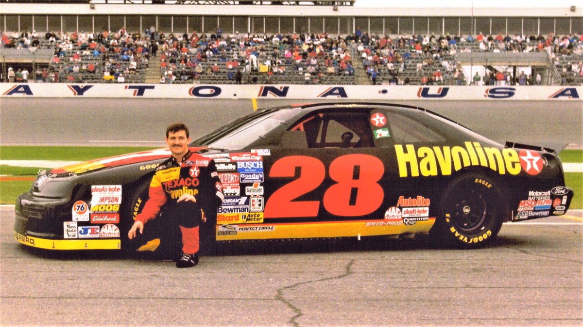 Davey Allison won the 1992 #DAYTONA500 29 years ago today. 🏁 @LarryMac28