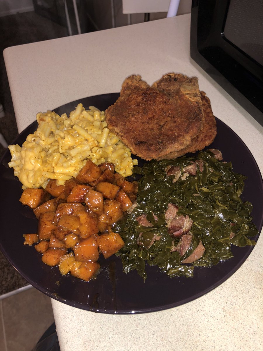 CodyMyGuy's tweet photo. Dinners ready! Whew this some heavy loving on myself I’ve been doing the past few days! #foodie #malecook #baematerial #singletho #good https://t.co/Fn7kRUotTf