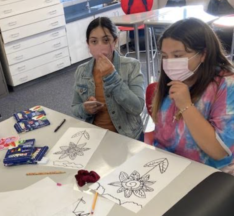 Art Club led by students with artistic results. Club de arte dirigido por estudiantes con resultados artísticos.#LOBOSunidos #LOBOSadelante <a href="/CajonValleyUSD/">CajonValleyUSD</a> <a href="/langacadpta/">BostoniaGlobalPTA</a> <a href="/BosLangAcademy/">Bostonia Global</a> <a href="/MtraRamosR/">Maestra Ramos</a> @Maestra_VRocha <a href="/NerelWinter/">Nerel Winter</a>