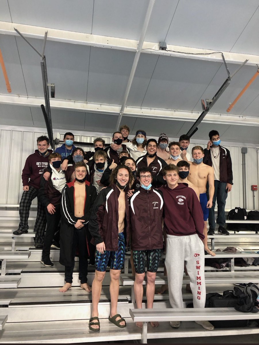 Alexa, play We Are The Champions🥇 Our boys team became the YAIAA division II champions tonight as they continued their undefeated run against New Oxford. This marks the boys first division title in history!!