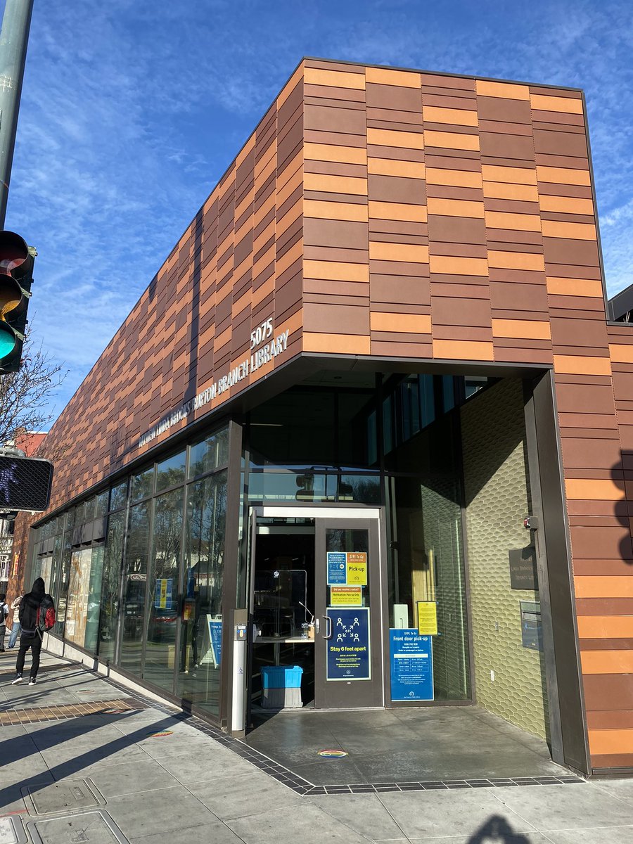 michaelambert's tweet photo. @SFPublicLibrary Super stoked to get the Linda Brooks Burton / Bayview Branch Library reopened today for #SFPLtoGo service today. πππ Grateful for the library staff who have returned from their DSW activations to offer library service in D10 again ππΌβ€οΈ https://t.co/uFv0VCV8Fm