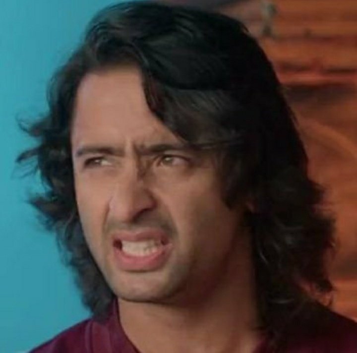 & at last this oneCredit goes to  @Shraddha_242  @Shaheer_S  #ShaheerSheikh