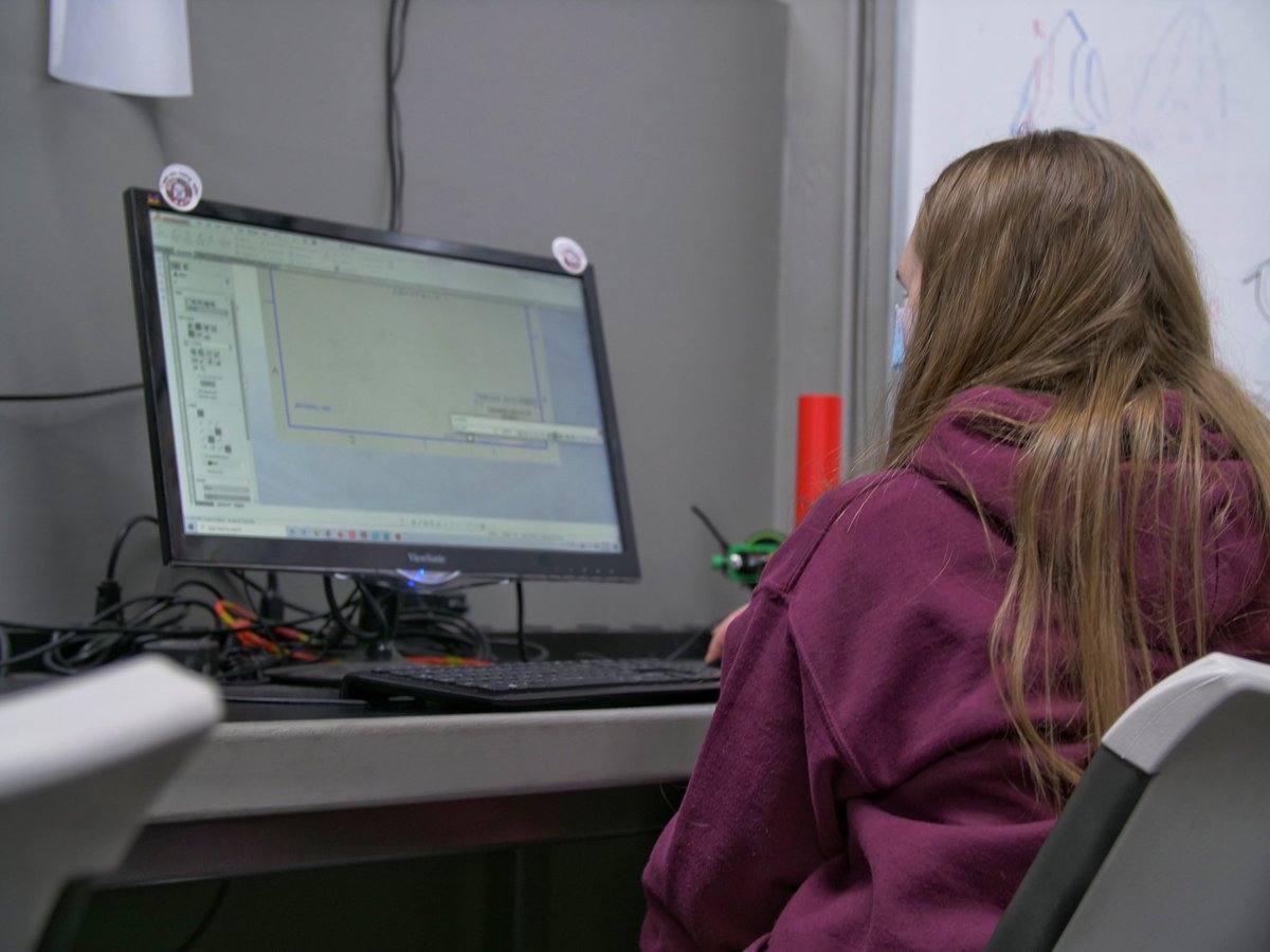 On tonight’s episode of EPIC Robotz, teams conceptualize, strategize, and cad prototypes for our water game. #frc4415 #epic4415 #frc #firstinspires #firstinca #firstsd #firstla #teamworktuesdays