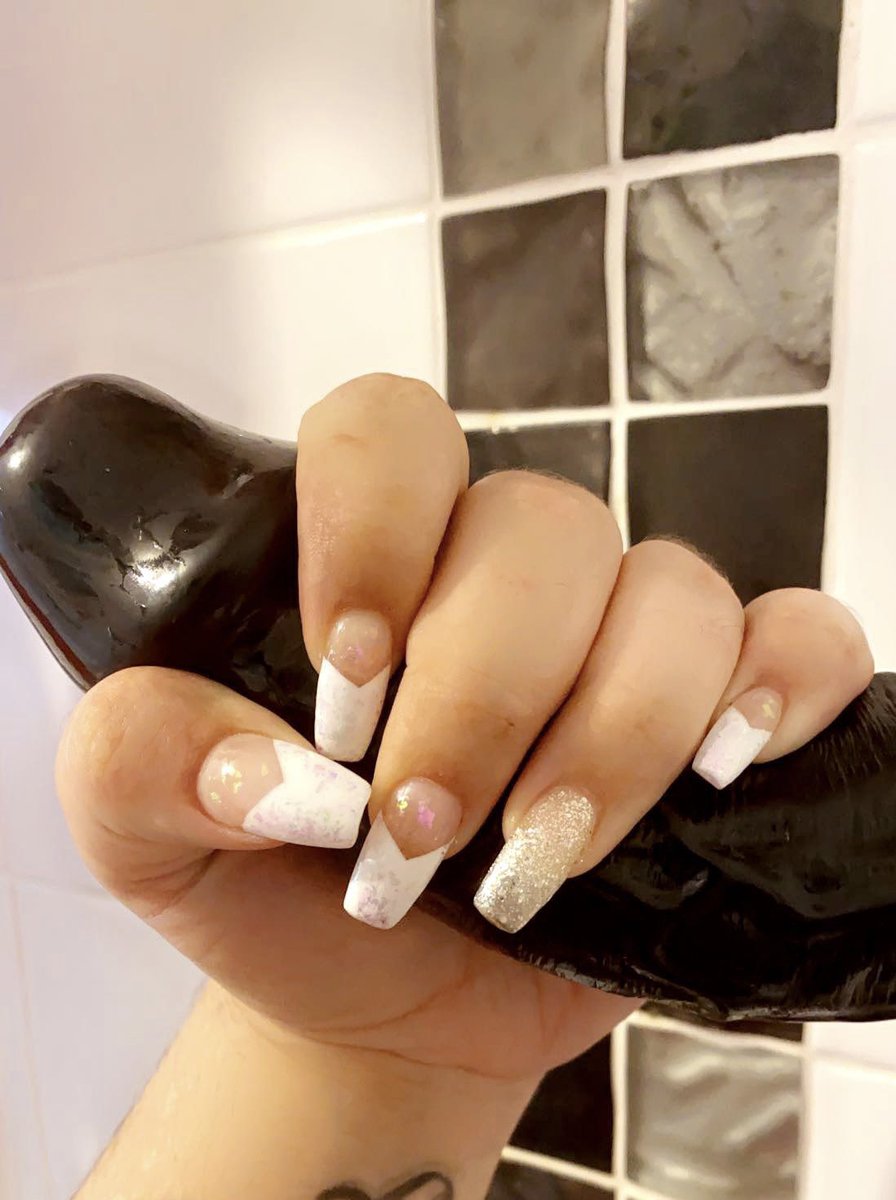 sjprivate69's tweet photo. #freshset #nails #naughty #handjob #frenchtip #dildo #linkinbio https://t.co/REmtV2Vhct