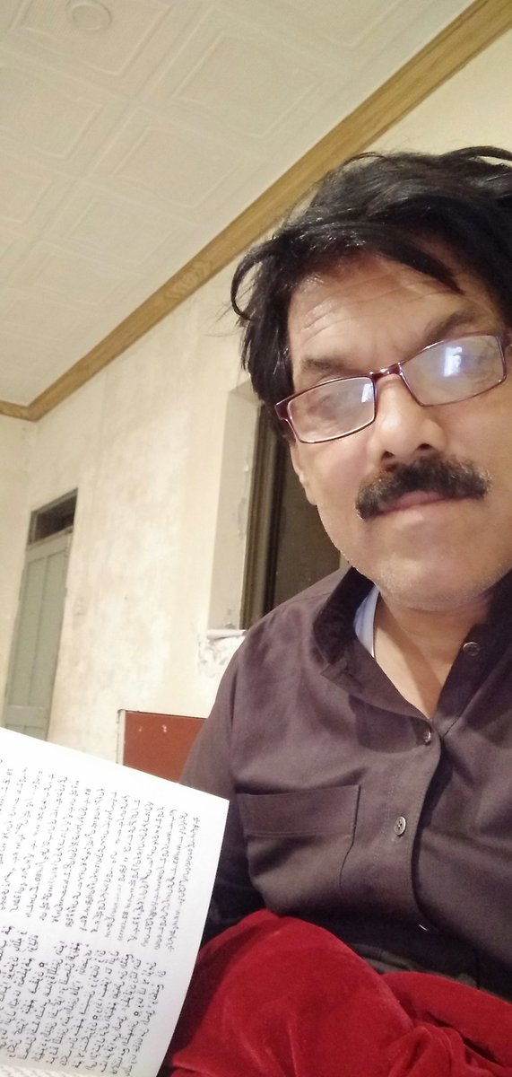 ProfArifHabib1's tweet image. #differentThoughts
میرے بچے اللّٰہ تعالیٰ کے فضل سے بہت محنتی اور لائق ھیں میرا مشن ھےکہ ھر پاکستانی بچہ ایک کامیاب انسان بنے،اور اس کی کامیابی میں جو روکاوٹیں ھیں وہ دور ھوں،انسان جب اخلاص کے ساتھ دوسروں کیلئے سوچتا ھے تو اللّٰہ تعالیٰ اس پر رحم کرتا ھے
پروفیسر عارف حبیب
#IUF