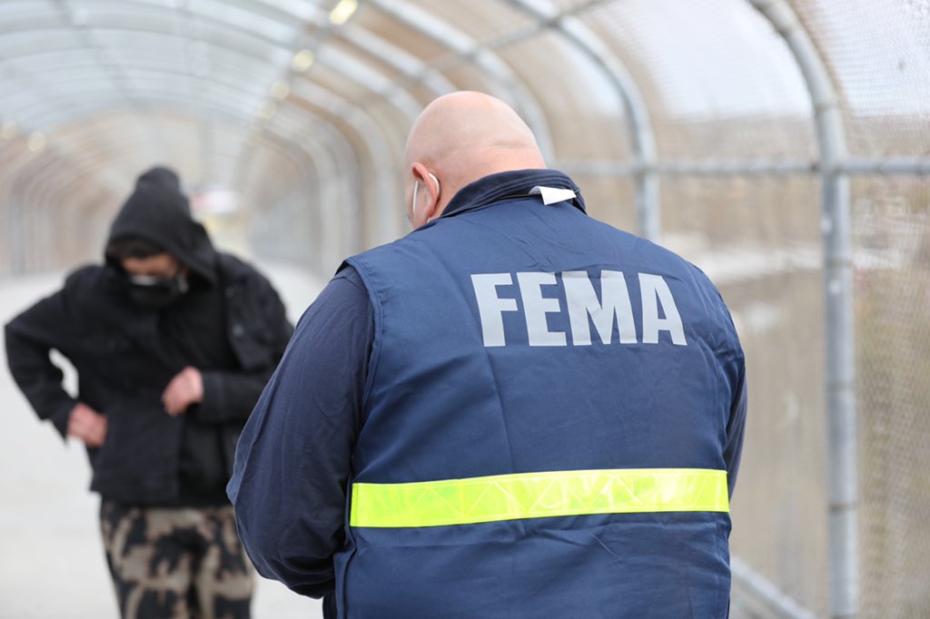 BART is working with  @fema and  @Cal_OES, who is operating the vaccination efforts at the Coliseum site.They have staff ready to assist for those driving through the site in their car — or using public transit to get to the site. – bei  BART to OAK Coliseum Station