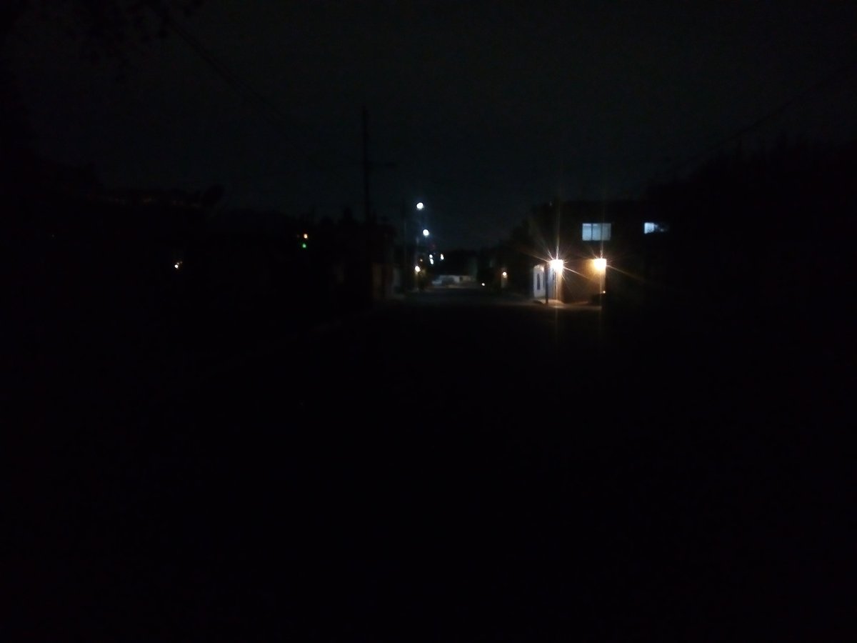 Cocorrol69's tweet photo. @CenaceMexico 🙄ENTRE LA PENUMBRA Y LA 4T, MUY POCA DIFERENCIA, NO SEAN MAMONES, NADAMAS LOS DEL PRIAN TIENEN LUZ!!!! https://t.co/KJZlsXBVy1