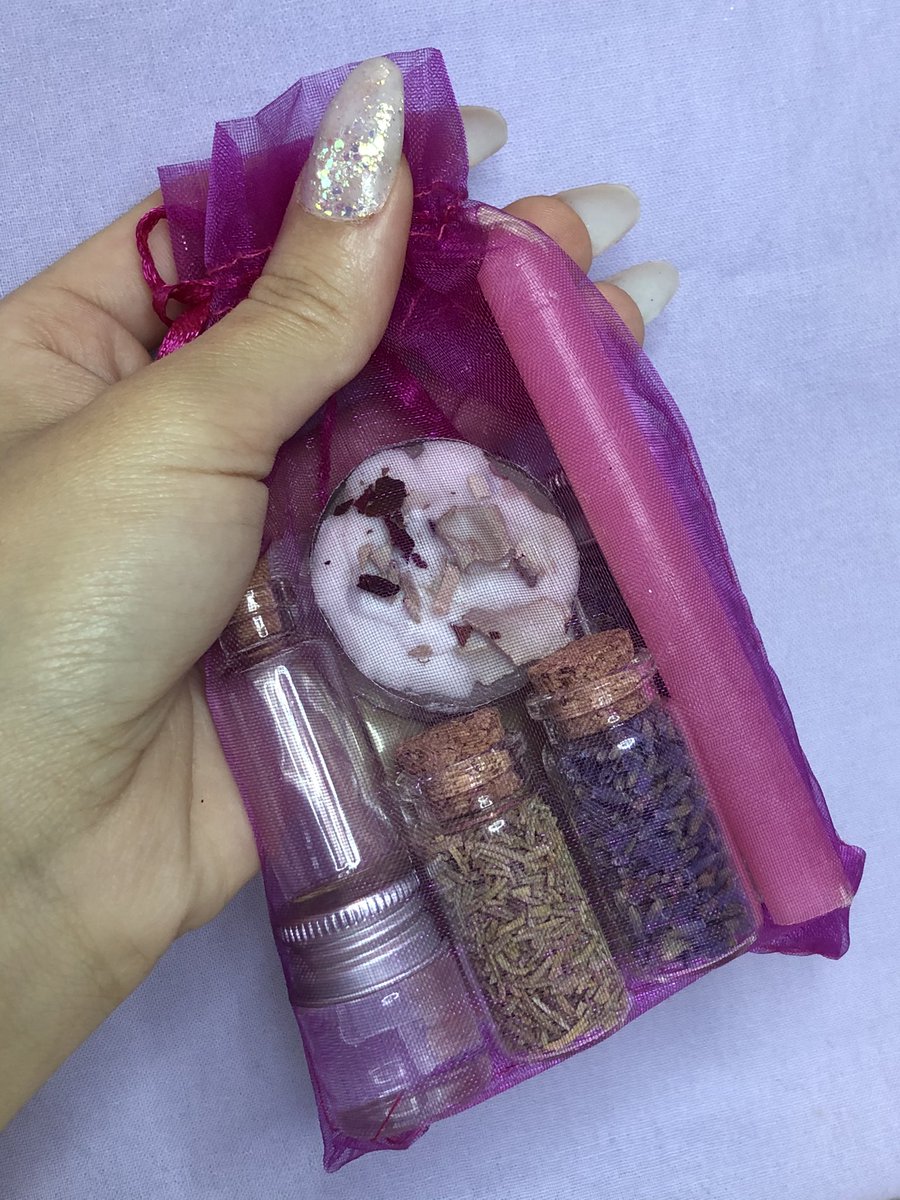 thecelestialco's tweet photo. @UnbeadableE i have a couple kits available on my site 🥰 https://t.co/JaL2kx8AB2 https://t.co/0dSamI76Kk