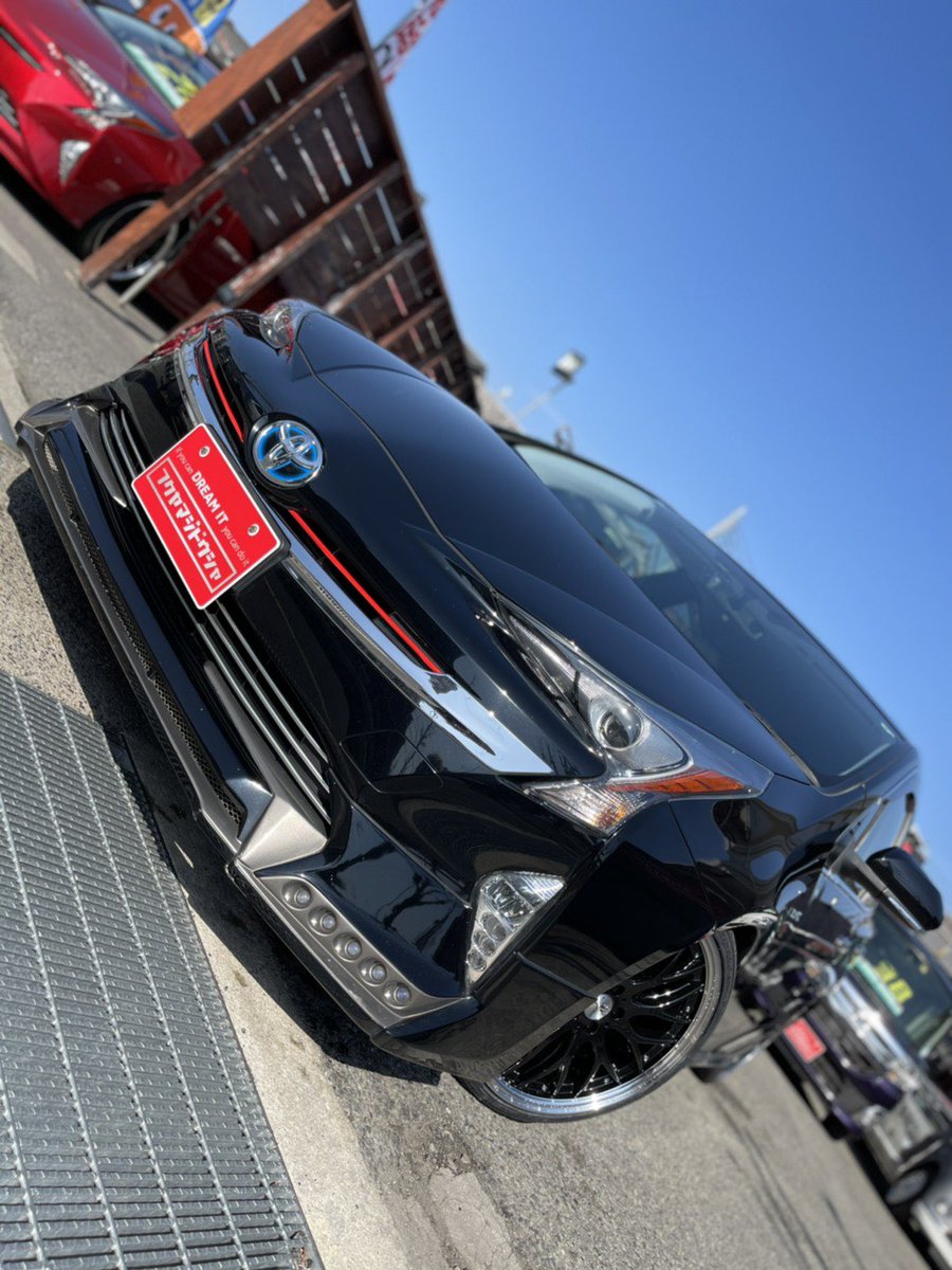 s0502m's tweet photo. 50プリウス売ります！
h28年式,距離4.4万km,車検2年付きです！
ＴＯＭＳフルエアロ,ＴＯＭＳマフラー,９インチナビフルセグＴＶ,Ｂカメラ,ローダウン,新品社外１９インチＡＷ
気になられた方はDMまでおこしください！
#50プリウス売ります
#30プリウス売ります
#ハイブリッド売ります
#拡散希望 https://t.co/iqd6bmc00D