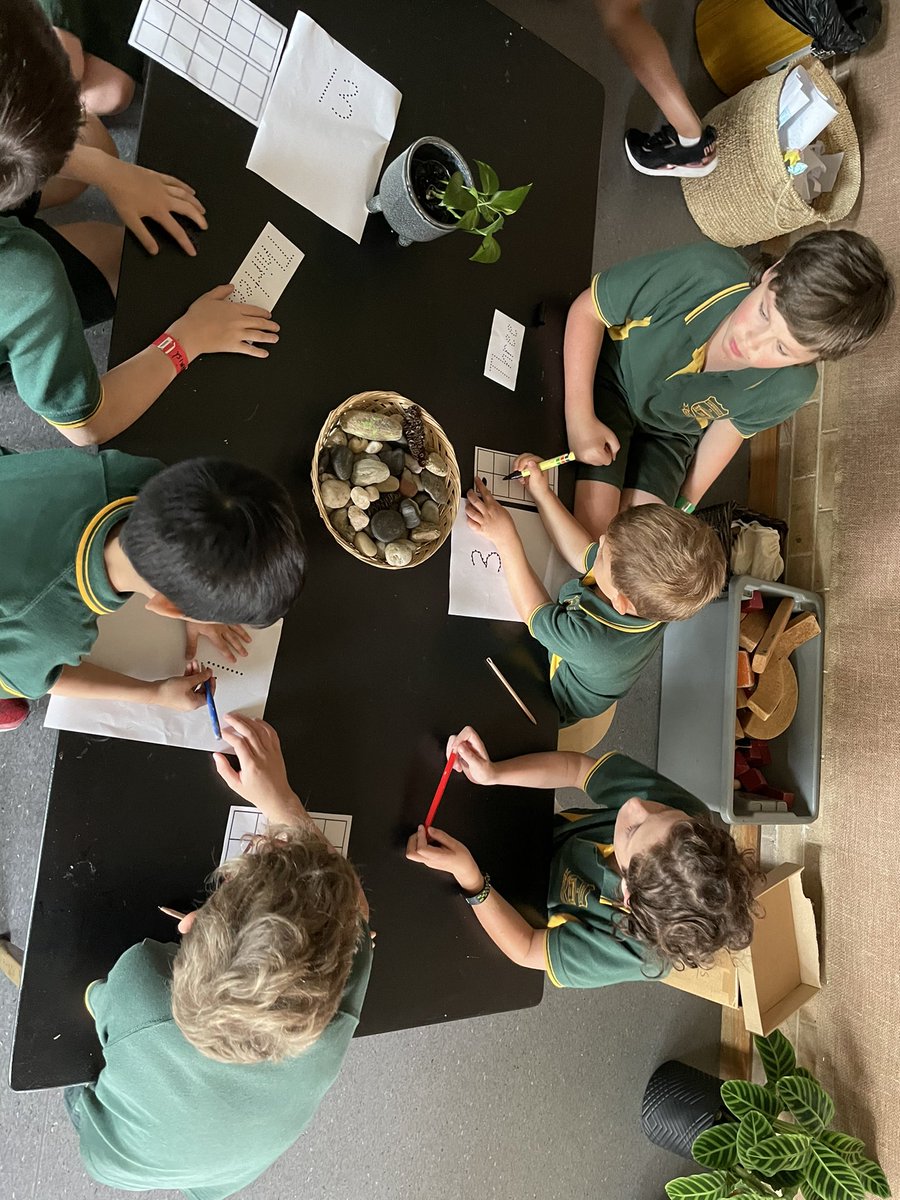 Helping our <a href="/Dingoes_CPS2021/">@Dingoes_CPS2021</a> buddies build their nature inspired classroom number line! #buddies #reggio #maths